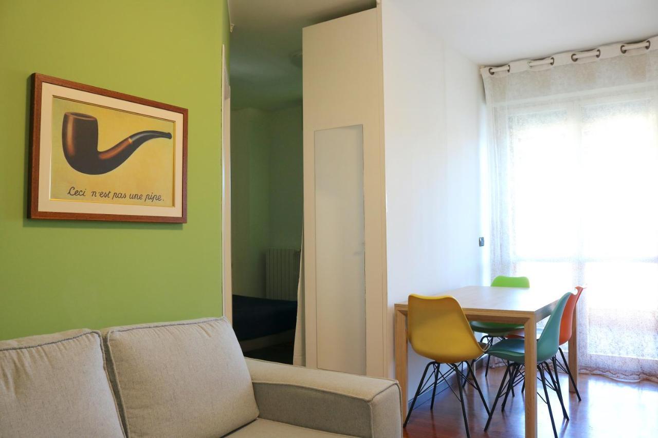 Happy Flat With Terrace Lägenhet Milano Exteriör bild
